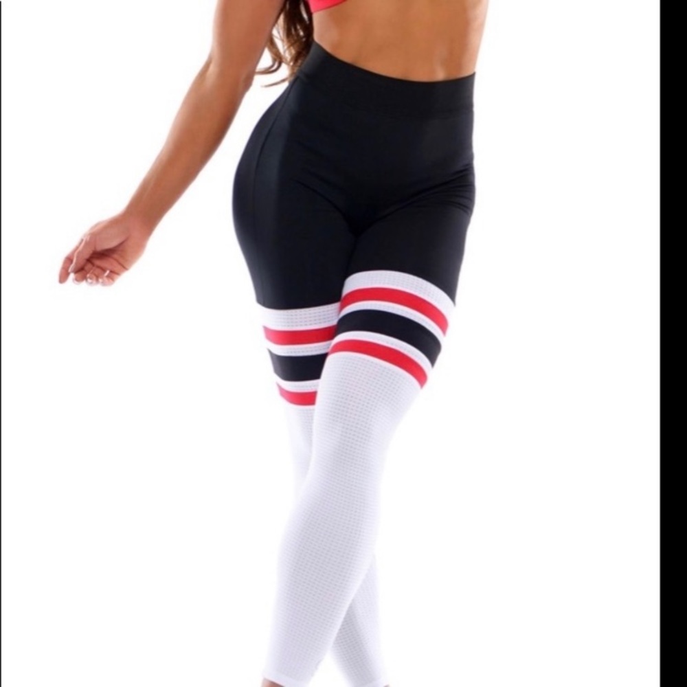 Bombshell sportswear leggings
